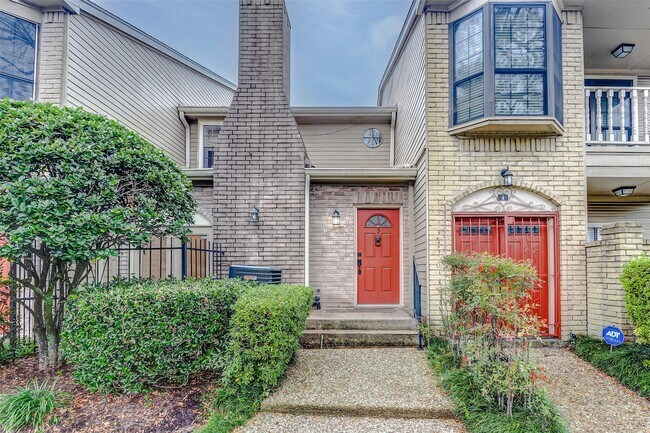 Building Photo - 7350 Kirby Dr