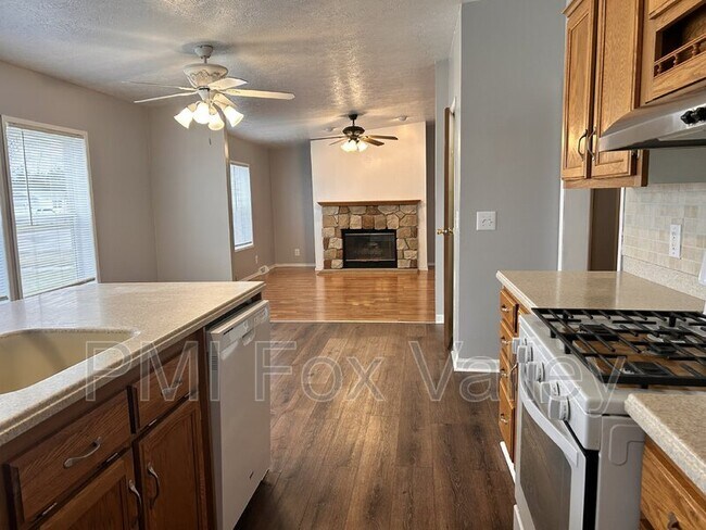 Building Photo - 5024 Shamrock Way