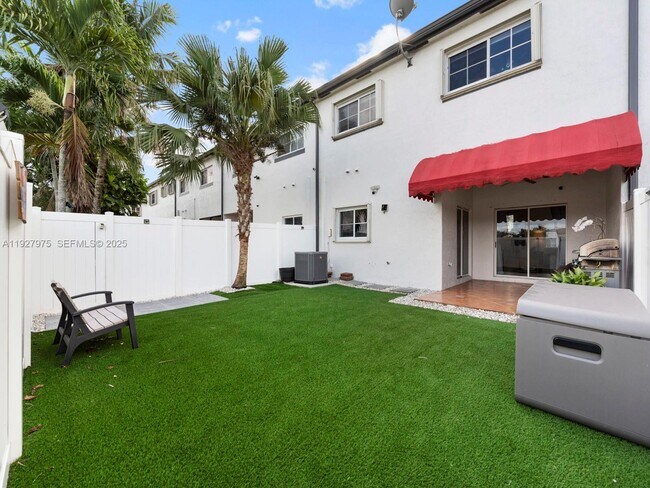 Building Photo - 12881 SW 49th Ct