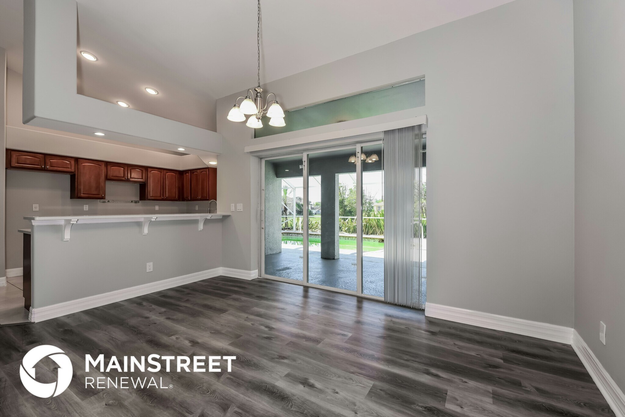 Building Photo - 1326 NE 3rd Ave