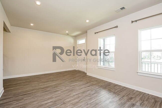 Building Photo - 12330 Smith Grove Ct