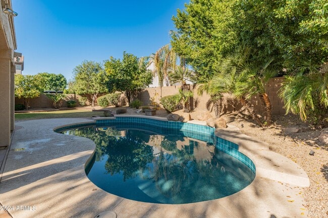 Building Photo - 6420 E Montreal Pl