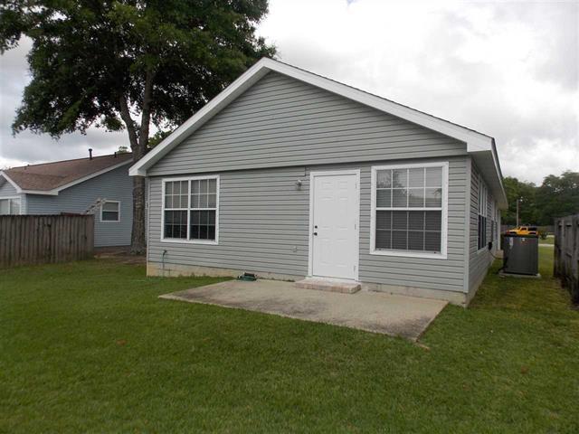 Building Photo - 9130 Arand Dr