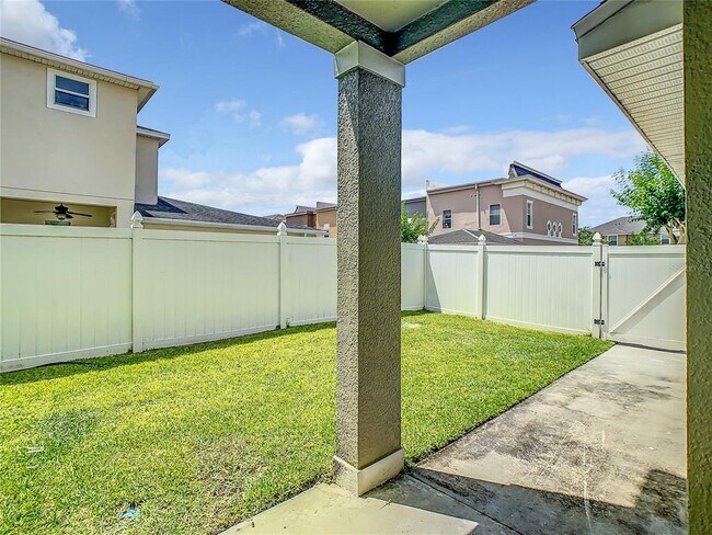 Building Photo - 12703 Tanja King Blvd