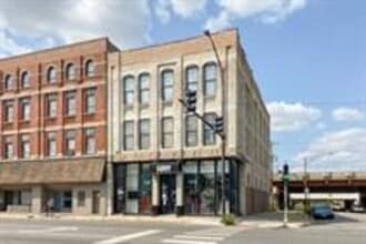 Building Photo - 3000 S Archer Ave