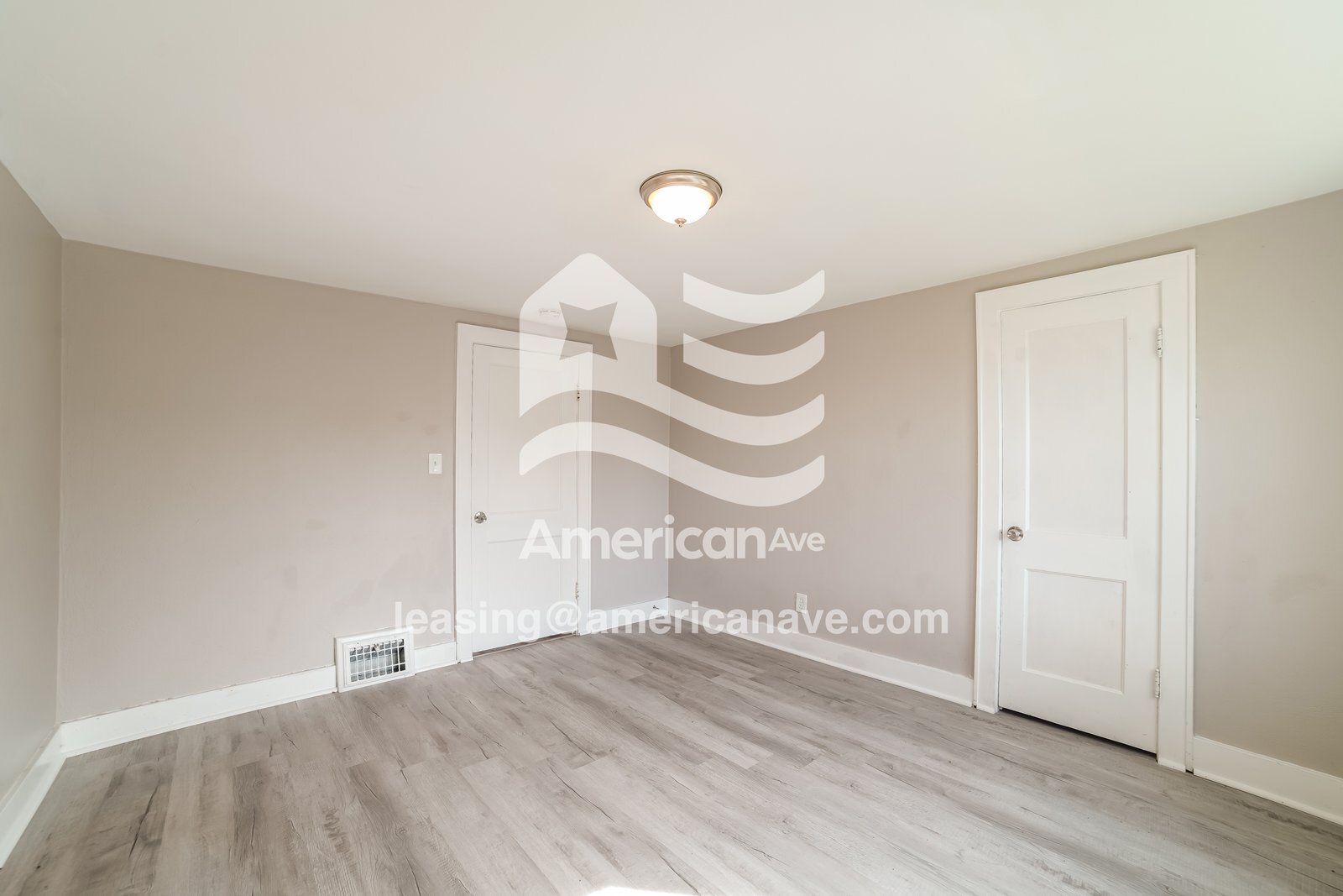 Building Photo - 110 Court Dr