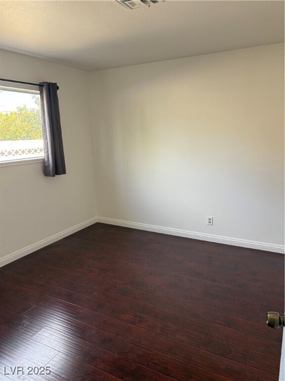 Building Photo - 2005 Fontenelle St