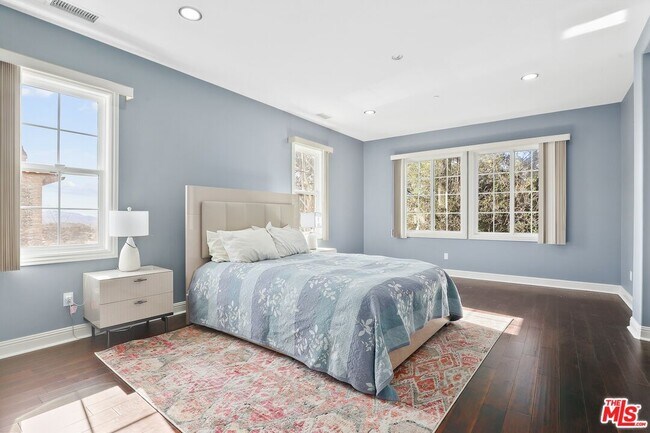 Building Photo - 11507 Verona Dr