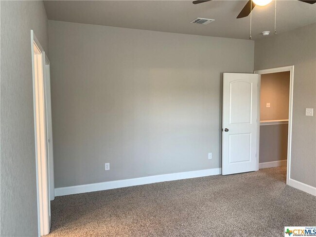 Building Photo - 2024 Rueben Rd