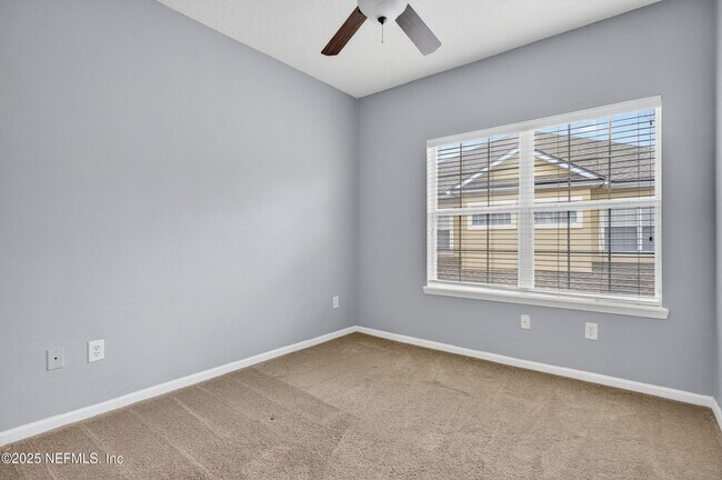 Building Photo - 7229 Deerfoot Cir