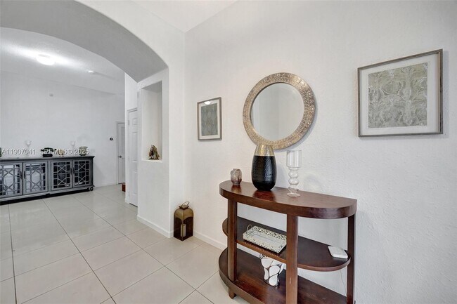 Building Photo - 10420 SW 229th Ln