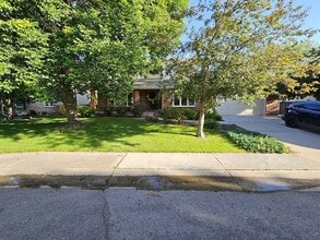 Building Photo - 1219 Twinberry Ct