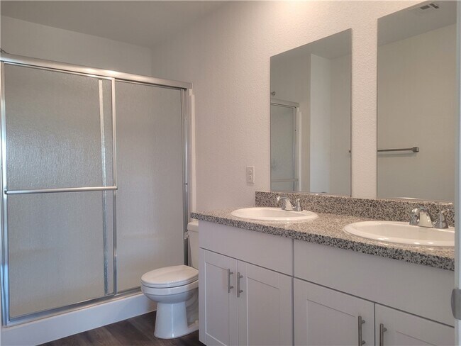 Building Photo - 2365 Tapatio Dr