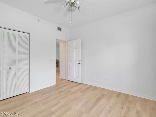 Building Photo - 9851 Costa Mesa Ln