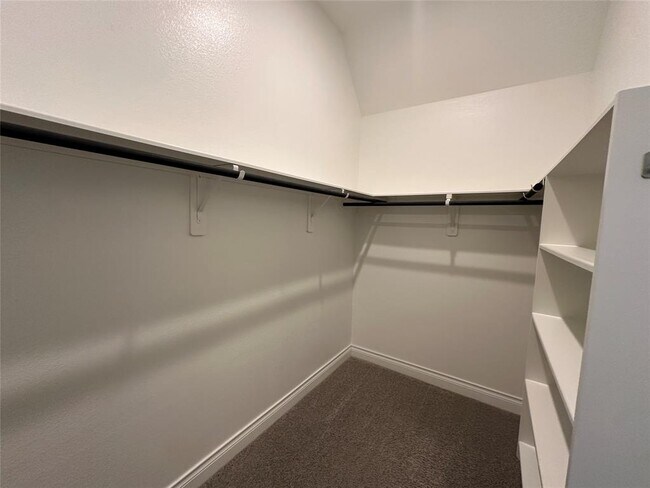 Building Photo - 23730 McNabb Spur Ln