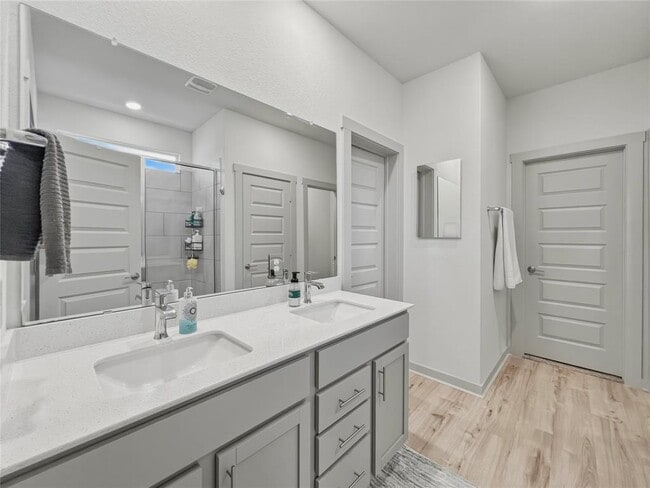 Building Photo - 10620 Deaton Ln