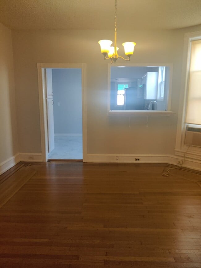 Building Photo - 5109 Walton Ave