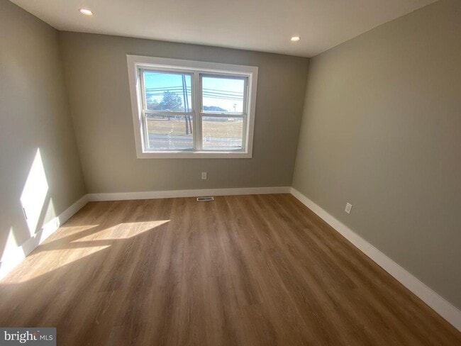 Building Photo - 1104 NJ-77