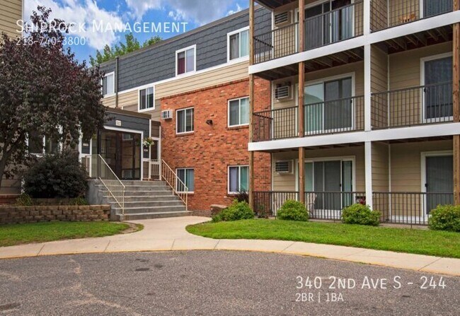 Primary Photo - 340 2nd Ave S