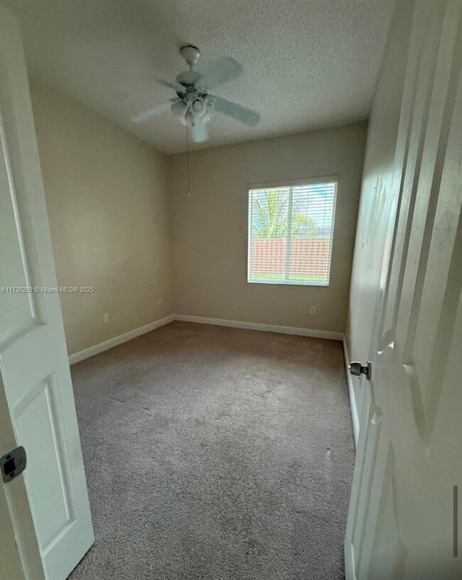 Building Photo - 2670 Dunwoodie Pl