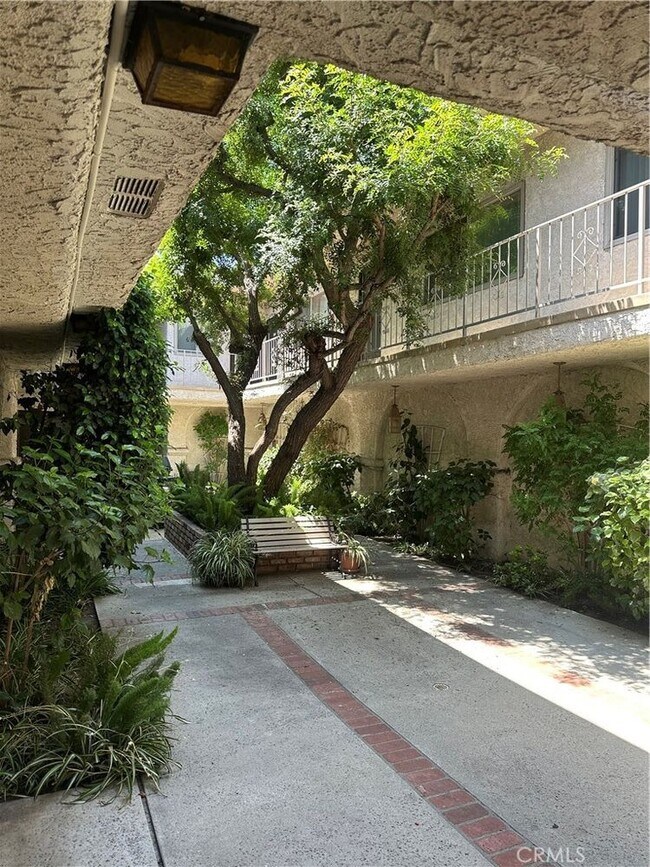 Building Photo - 7055 Etiwanda Ave