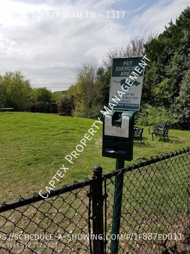 Building Photo - 2450 Wickersham Ln