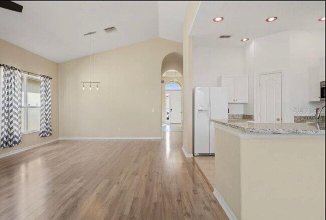 Building Photo - 1009 Tuscan Hills Blvd