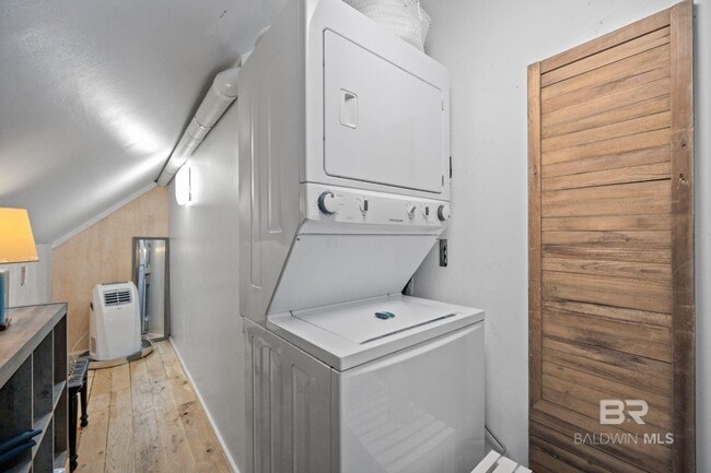 Building Photo - 20971 Bishop Rd