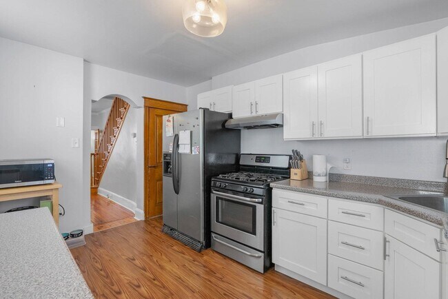 Building Photo - 2992 Tilton St