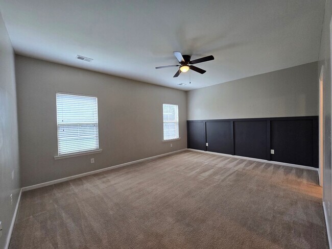 Building Photo - 1760 Musket Trail