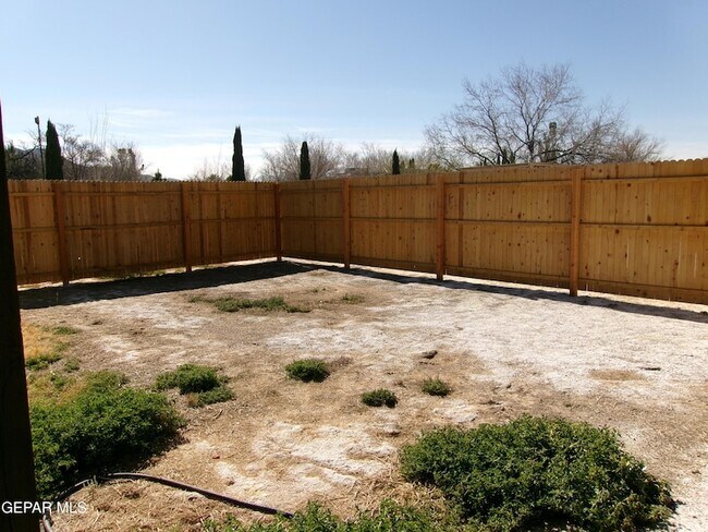 Building Photo - 3933 Emory Rd