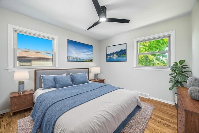 Building Photo - 12549 S Tripp Ave