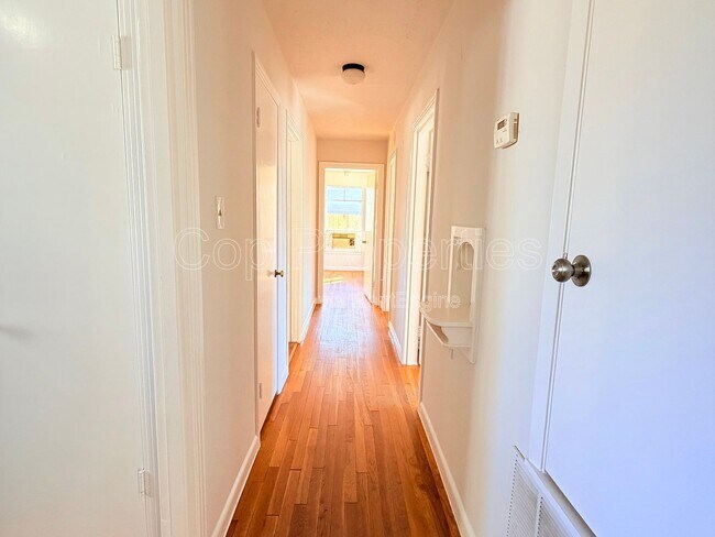 Building Photo - 339 Waxwood Ln