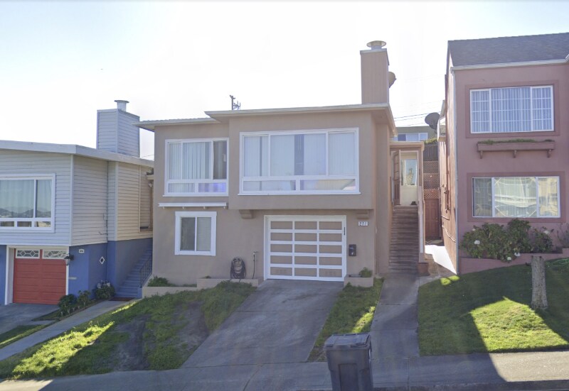 Building Photo - 271 Westridge Ave