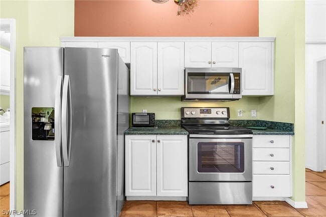 Building Photo - 1520 Biscayne Way