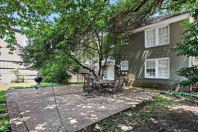 Building Photo - 4301 Emerson Ave