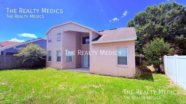 Building Photo - 2837 River Ridge Dr