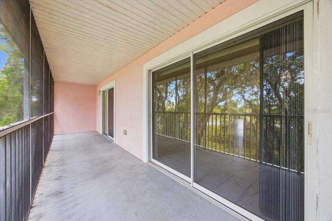 Building Photo - 3157 Sun Lake Ct