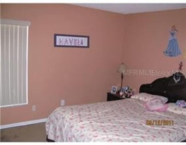 Building Photo - 136 Grantham Dr