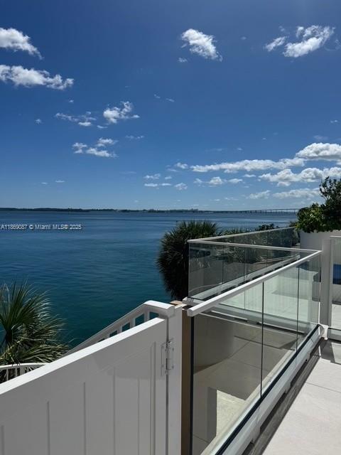 Building Photo - 770 Claughton Island Dr