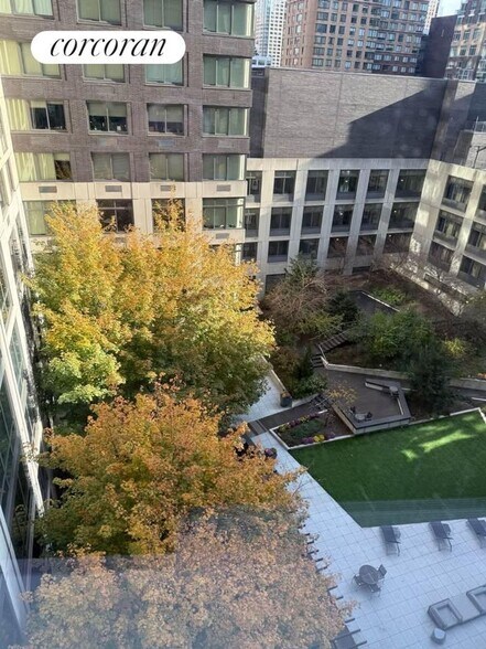 Building Photo - 60 Riverside Blvd