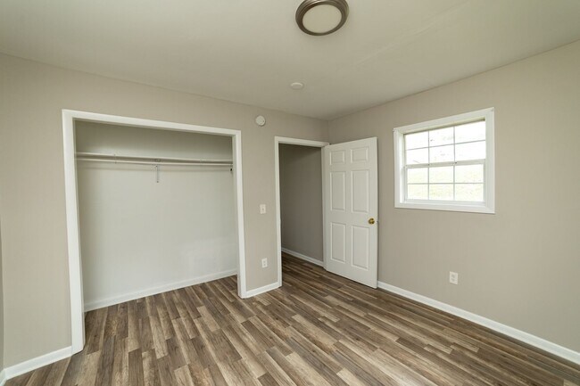 Building Photo - Charming 4BR/2BA Home in South Nashville – Great Location!