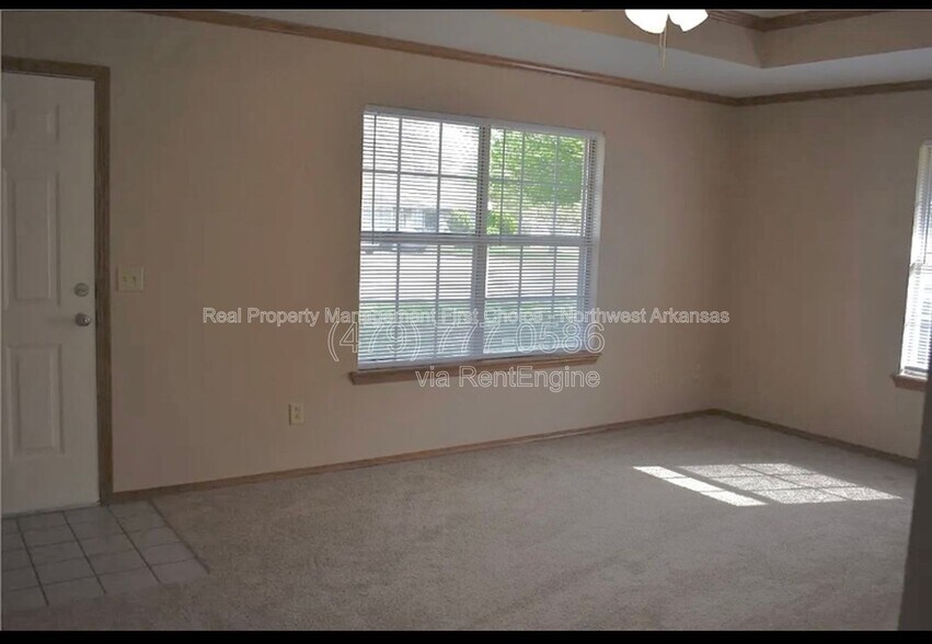 Building Photo - 2785 Ruth Ave