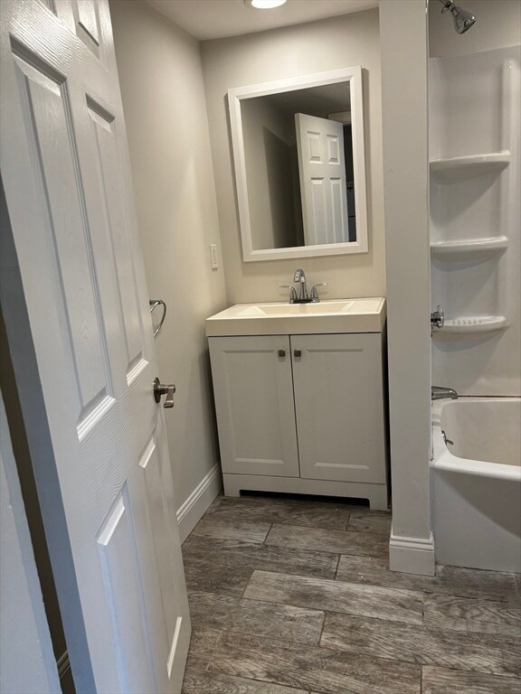 Building Photo - 385 Nahatan St