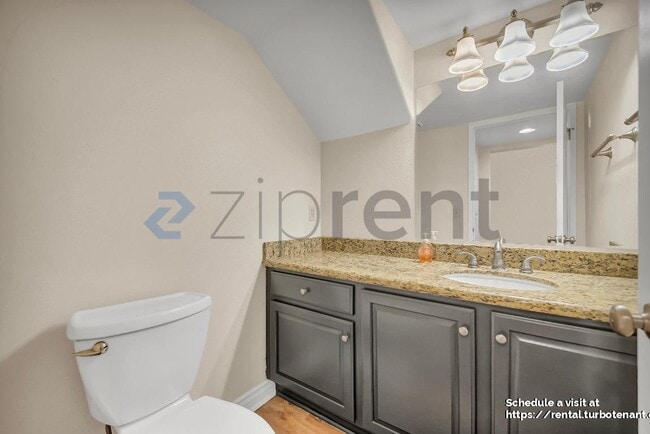 Building Photo - 25832 Browning Pl