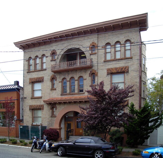 Building Photo - Glencoe Apartments