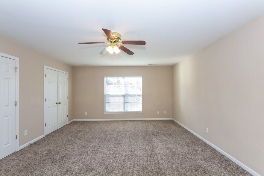 Building Photo - 7205 Sandown Ct