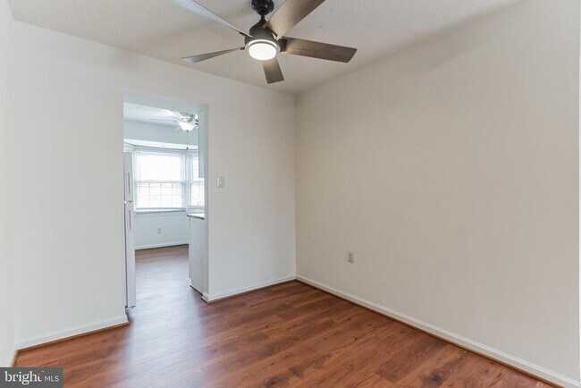 Building Photo - 10177 Irongate Way