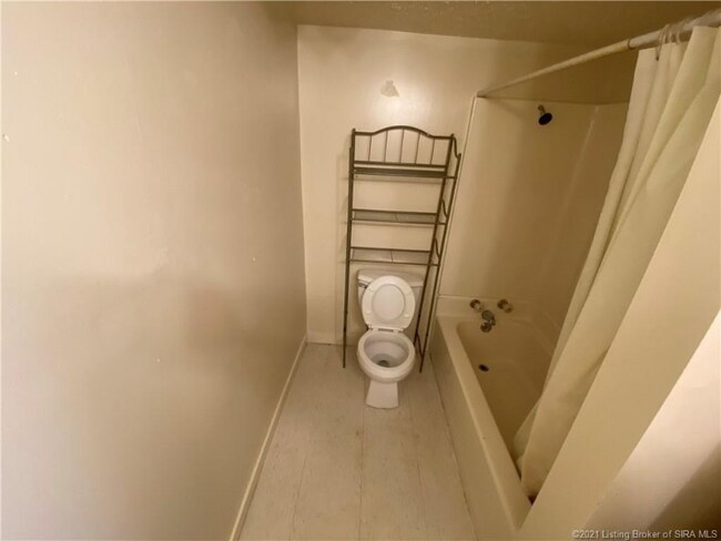 Building Photo - 1117 Culbertson Ave