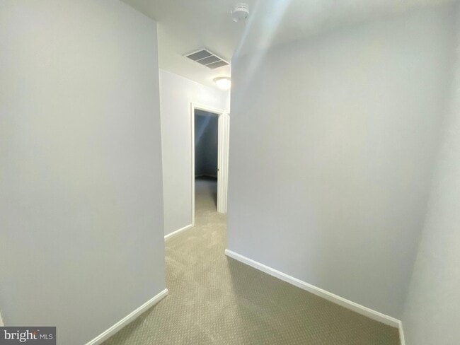 Building Photo - 9244 Sprucewood Rd